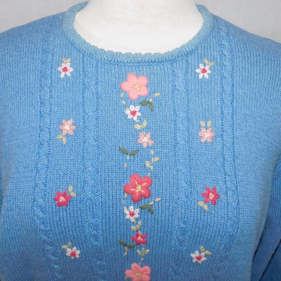 VTG Tulchan Womens XL Blue Pink White Embroidered Flowers Knit Sweater - Picture 2 of 10